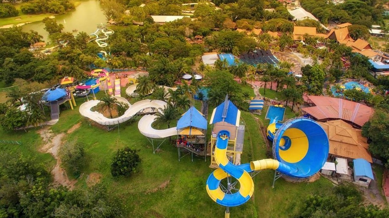  پارک آبی مالاکا (A’Famosa Water Theme Park)